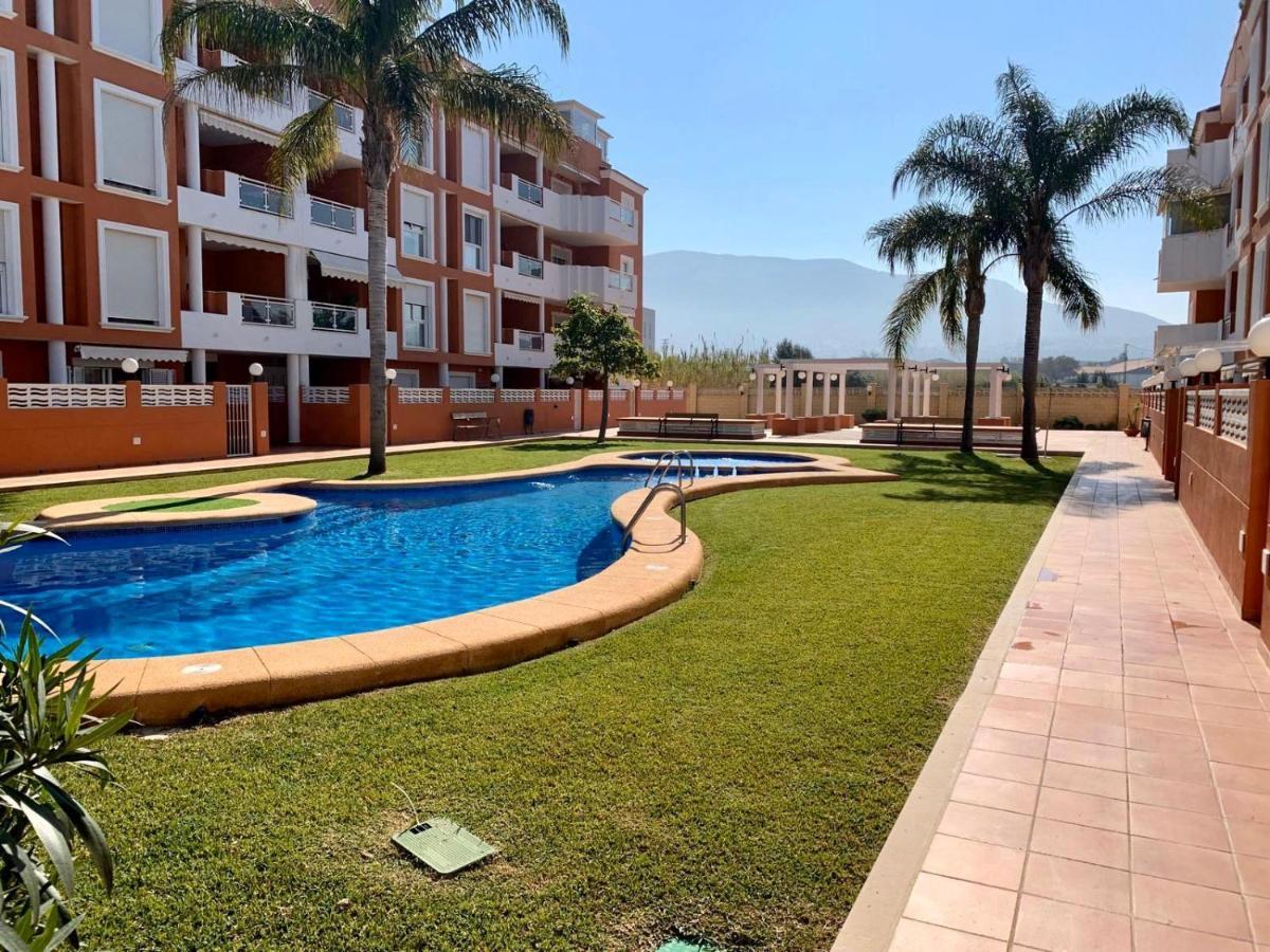 Apto. Con Gran Terraza Y Acceso Directo A Piscina. Denia Exterior photo