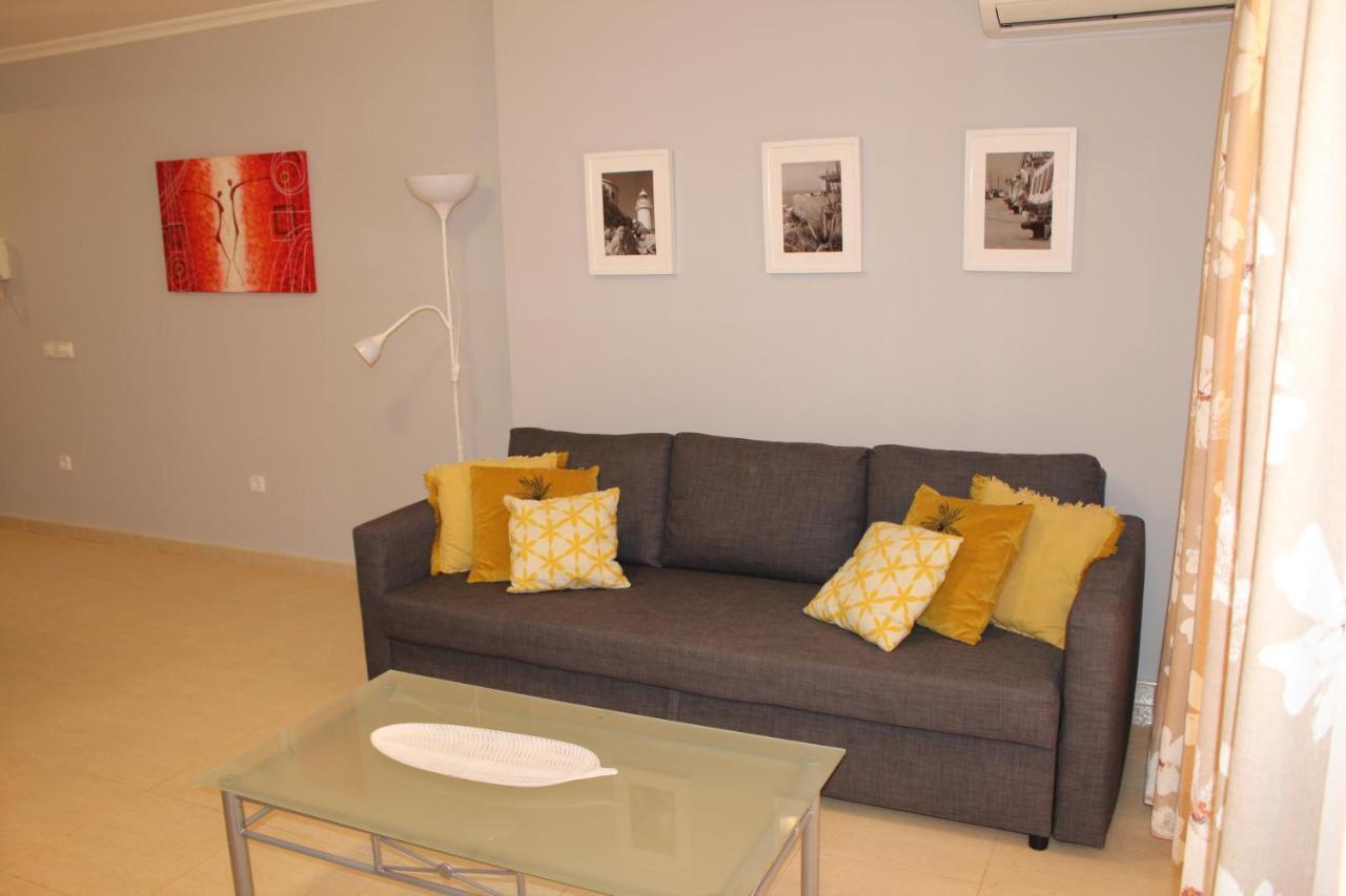 Apto. Con Gran Terraza Y Acceso Directo A Piscina. Denia Exterior photo